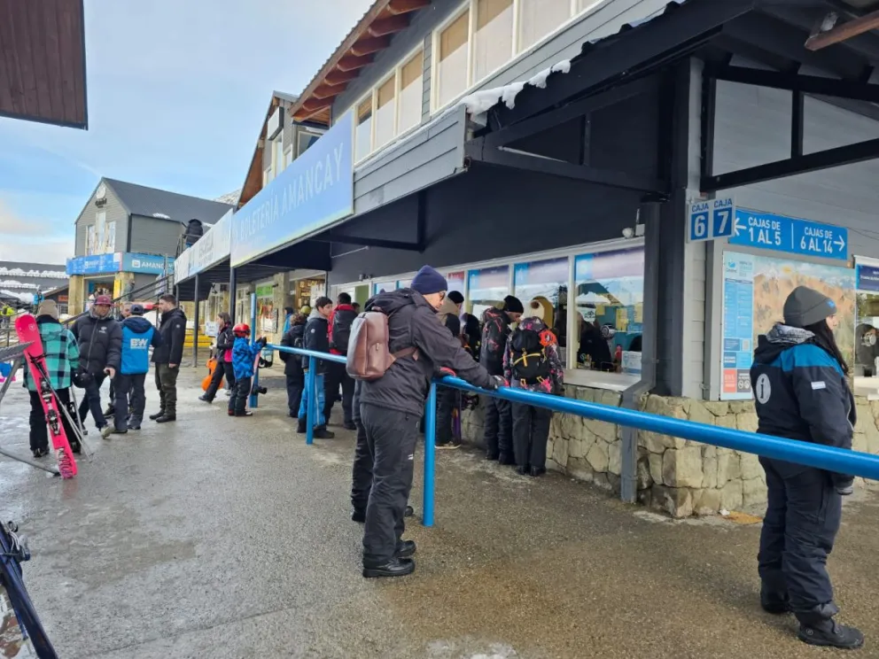 Otra vez, Alta Patagonia quiere cobrar $155 el pase de esquí