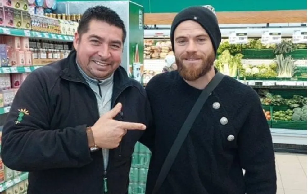 El ex-Boca, Nahitan Nández, se encuentra en Bariloche