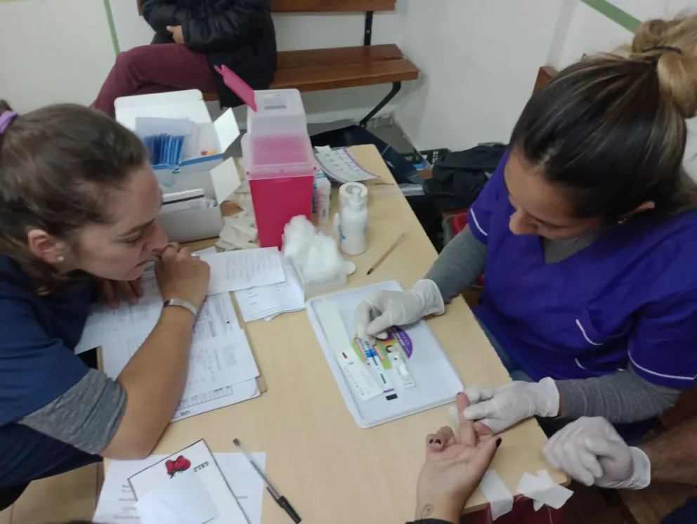 Vuelven los testeos gratuitos de VIH para toda la comunidad a cargo de estudiantes de Medicina