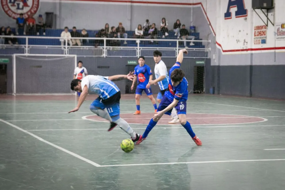 La Primera A y B salen a la cancha
