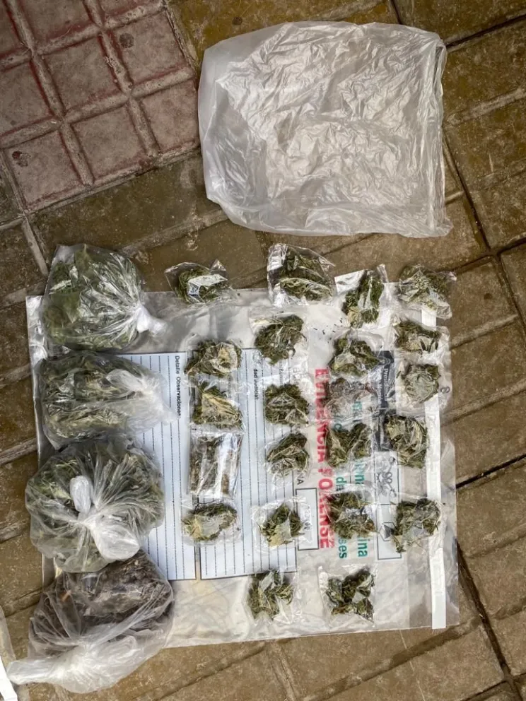 Gendarmería secuestró drogas, elementos para su comercialización y detuvo a un hombre