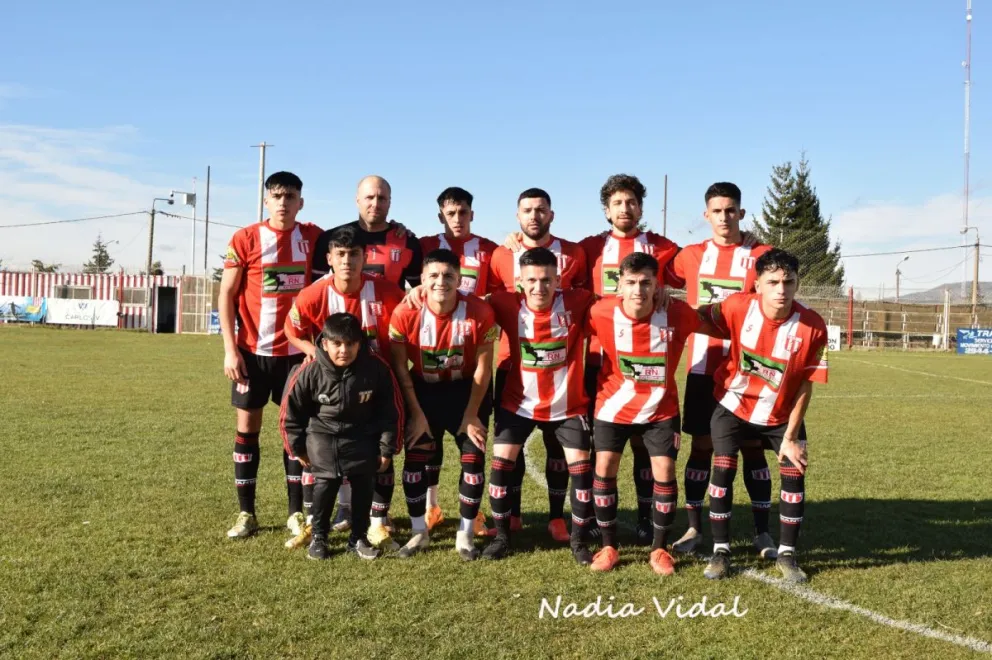 Estudiantes Unidos se consolida en la cima de la tabla del Clasificatorio