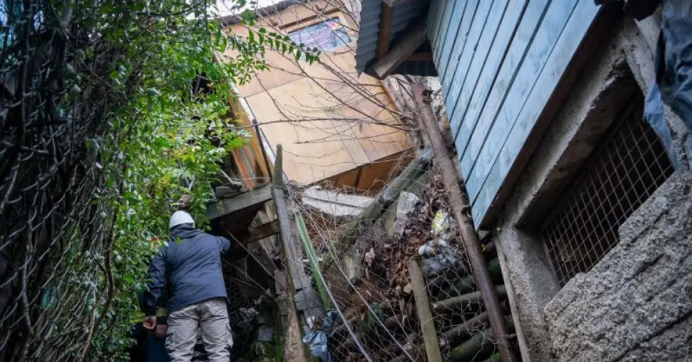 Se desmoronó una vivienda en San Martín y un hombre resultó herido