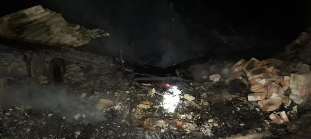 Explotó una garrafa y las llamas consumieron por completo una vivienda 