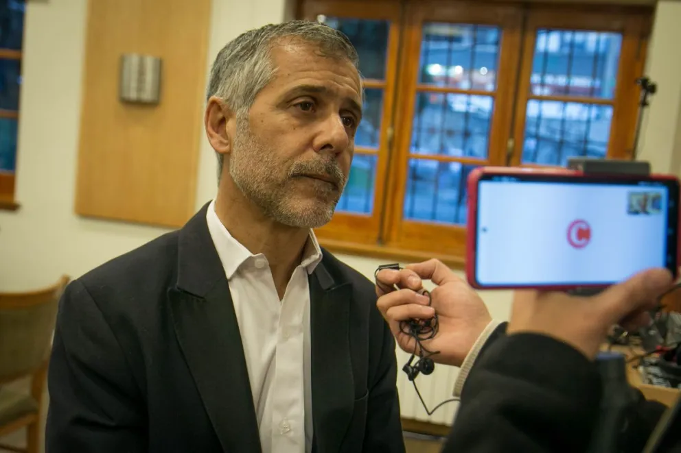 Chamatrópulos se quebró la tibia