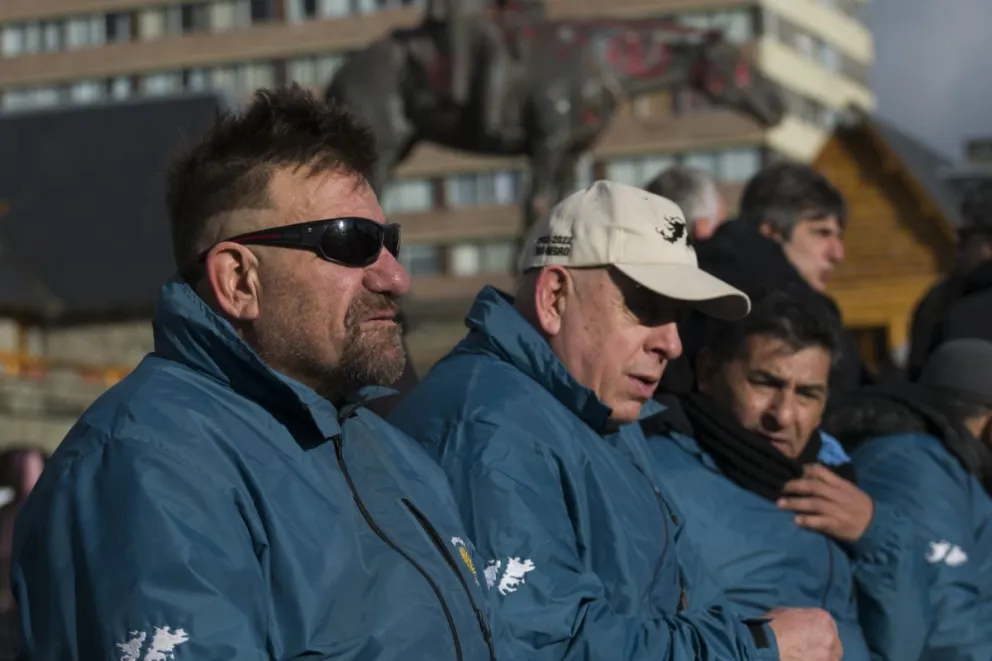 Los excombatientes agradecen a la “tejedora de Malvinas”