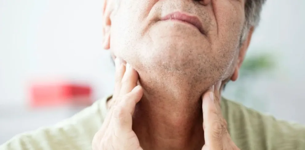 Salud advierte por el aumento de una bacteria que produce faringitis