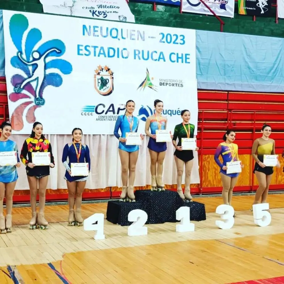 Barilochenses brillaron en el Regional de patín