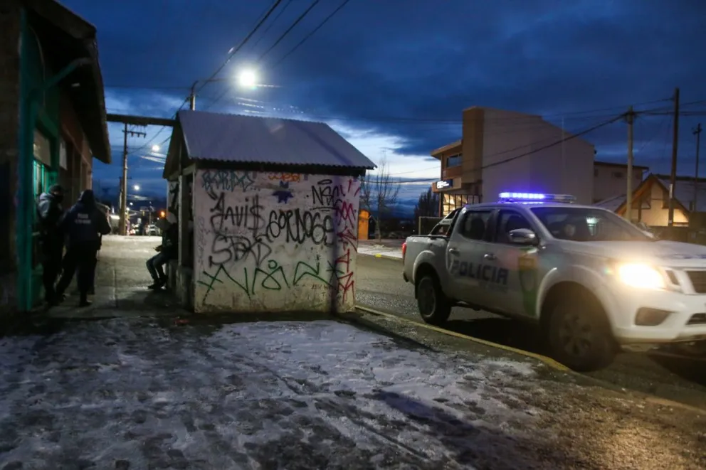 Un delincuente entró a robar a un kiosco y fue detenido cuando huía 
