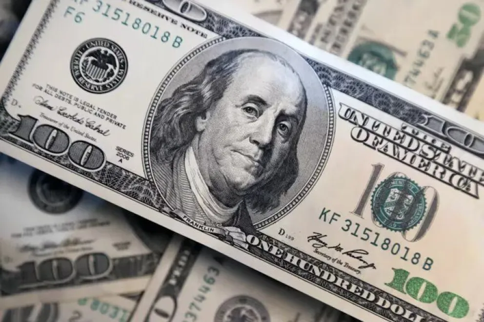 El dólar blue tocó un nuevo máximo histórico y superó los $500 