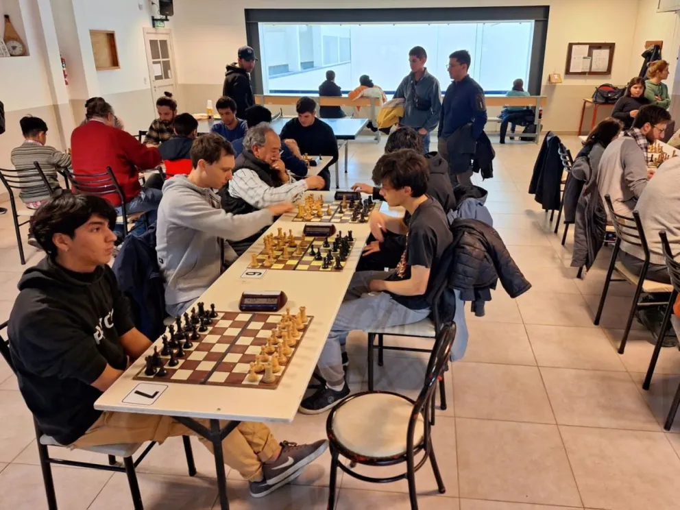 Enorme triunfo de Wálter Segovia en el Grand Prix de Ajedrez