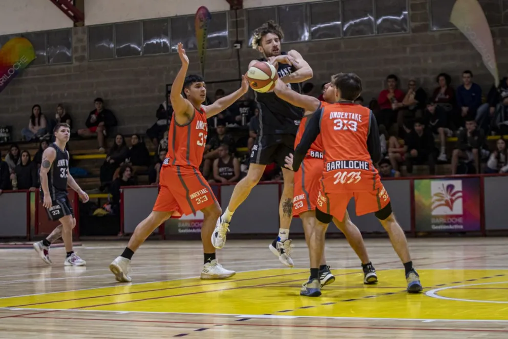 El básquet animó el fin de semana en el Municipal 3 