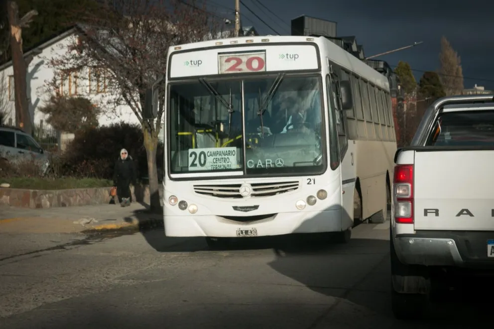 UTA aceptó la propuesta del Municipio y en las próximas horas vuelven a andar los colectivos en Bariloche
