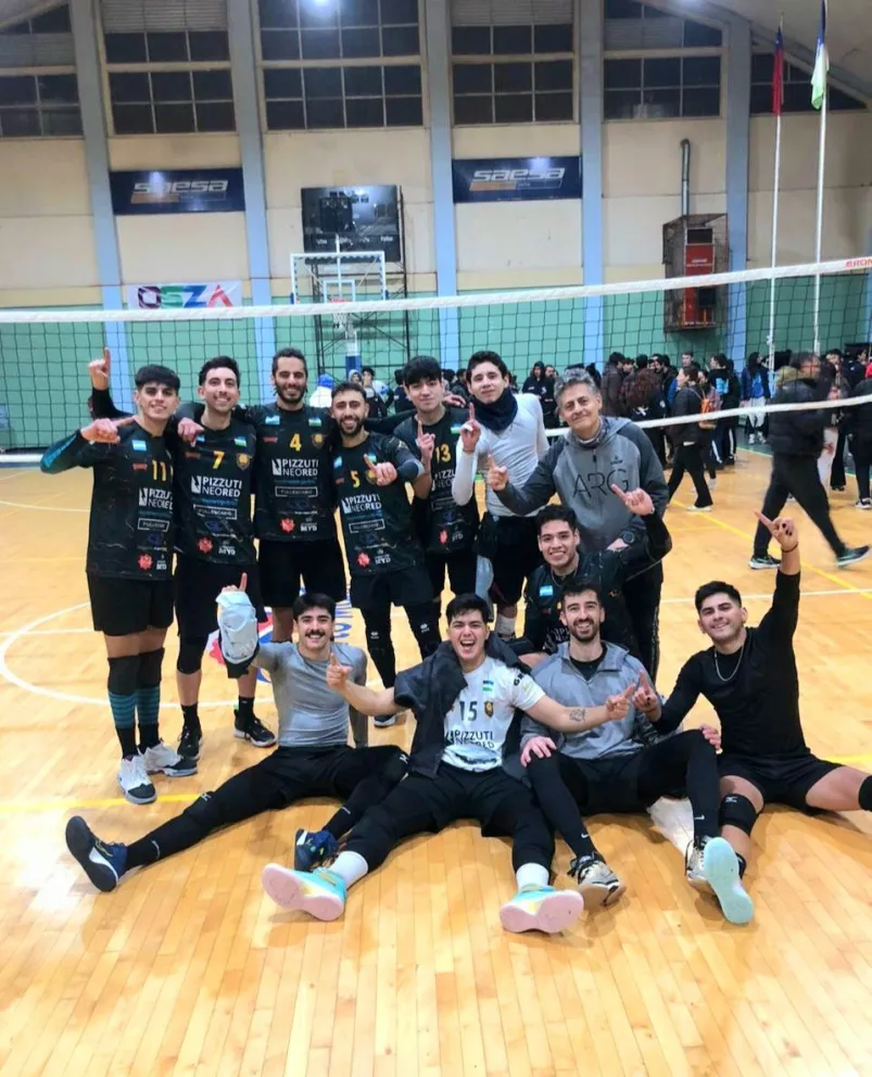PZ Vóley volvió con la copa desde Puerto Montt