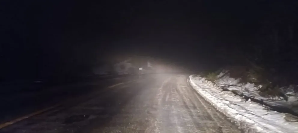 Transitabilidad con extrema precaución por niebla, presencia de hielo y barro en Rutas 40 y 23 