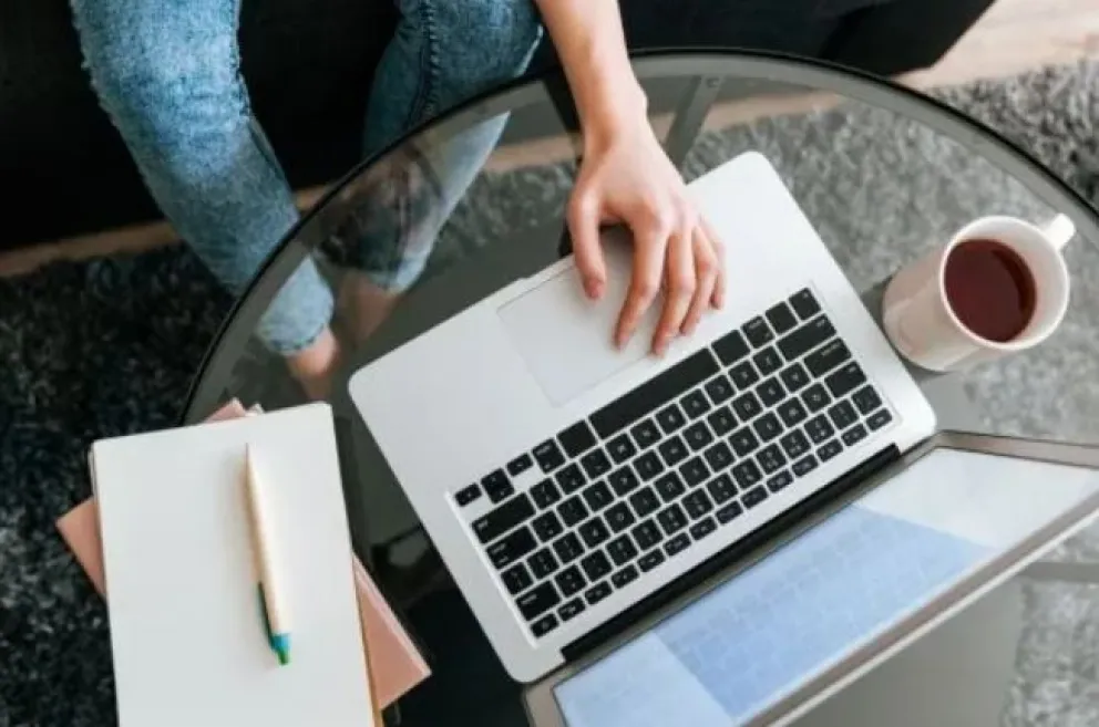 Cómo conseguir trabajos remotos para freelancers: 10 sitios donde te pagan en euros