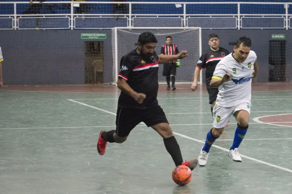 Empiezan a completar los cuadros