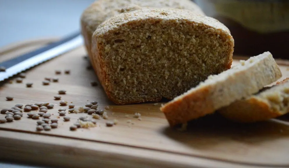 Pan lactal de lentejas: nutritivo, esponjoso y sin harinas