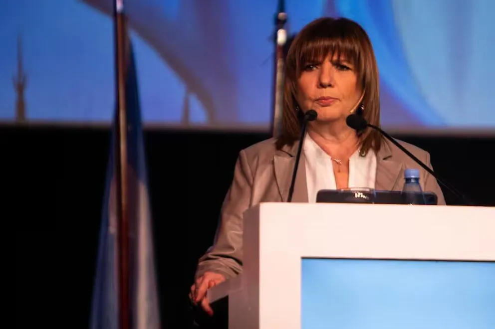 Patricia Bullrich confirmó que levantará el cepo cambiario “de manera inmediata” si gana las elecciones 