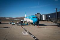 Anuncian nueva conexión aérea entre Bariloche y Montevideo