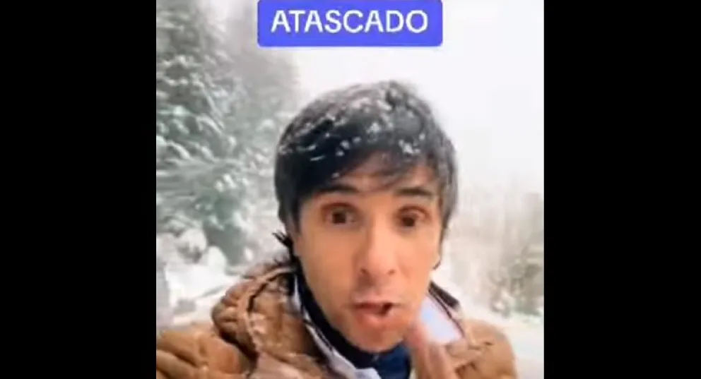 Video: Robertito Funes vino a grabar en Bariloche pero terminó "atascado" en la nieve