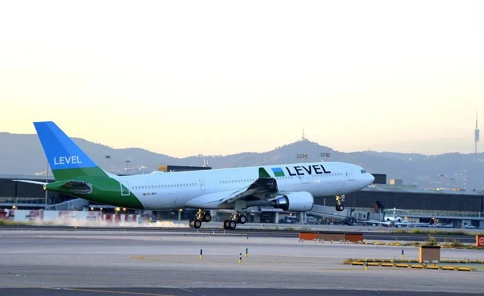 Una mujer de 46 años murió en un vuelo que viajaba de Barcelona a Ezeiza
