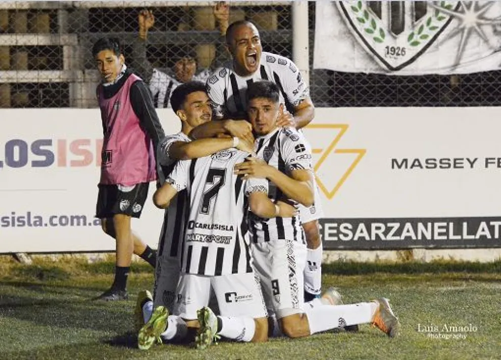 Cipolletti ganó sobre el final y cerró la fecha del Federal: ¿Cómo quedó la tabla?