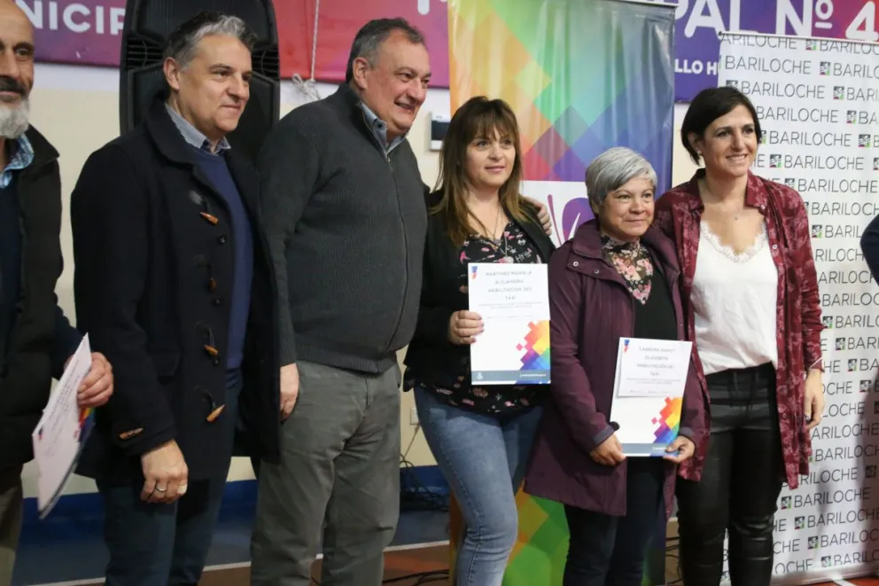 Conductores obtuvieron licencias para taxis y remises