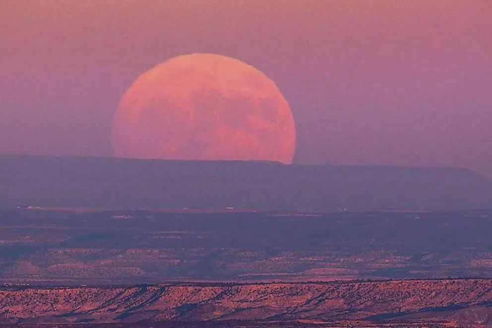 Próxima superluna aguarda por los aficionados a la astronomía