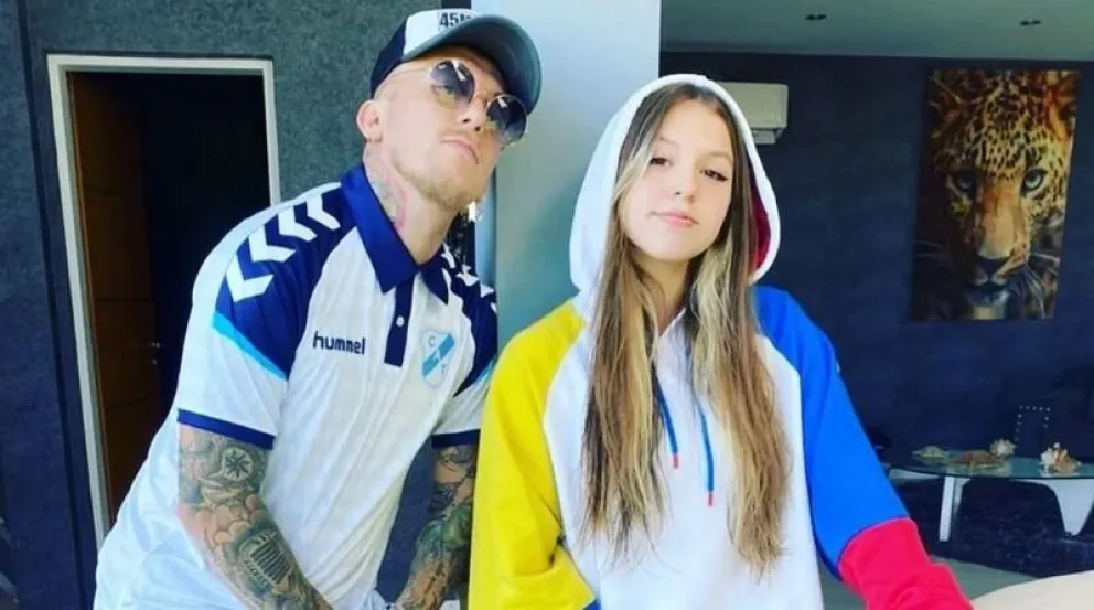 ¿Qué opinará la mamá? El espectacular tatuaje que se hicieron El Polaco y su hija Sol