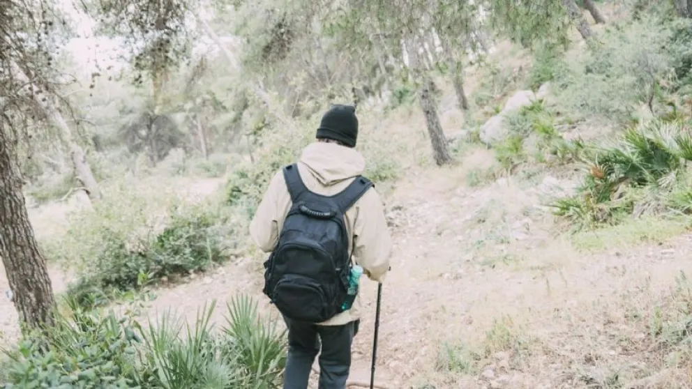 Un hombre murió al caer al vacío mientras hacía trekking con su pareja de entrenamiento