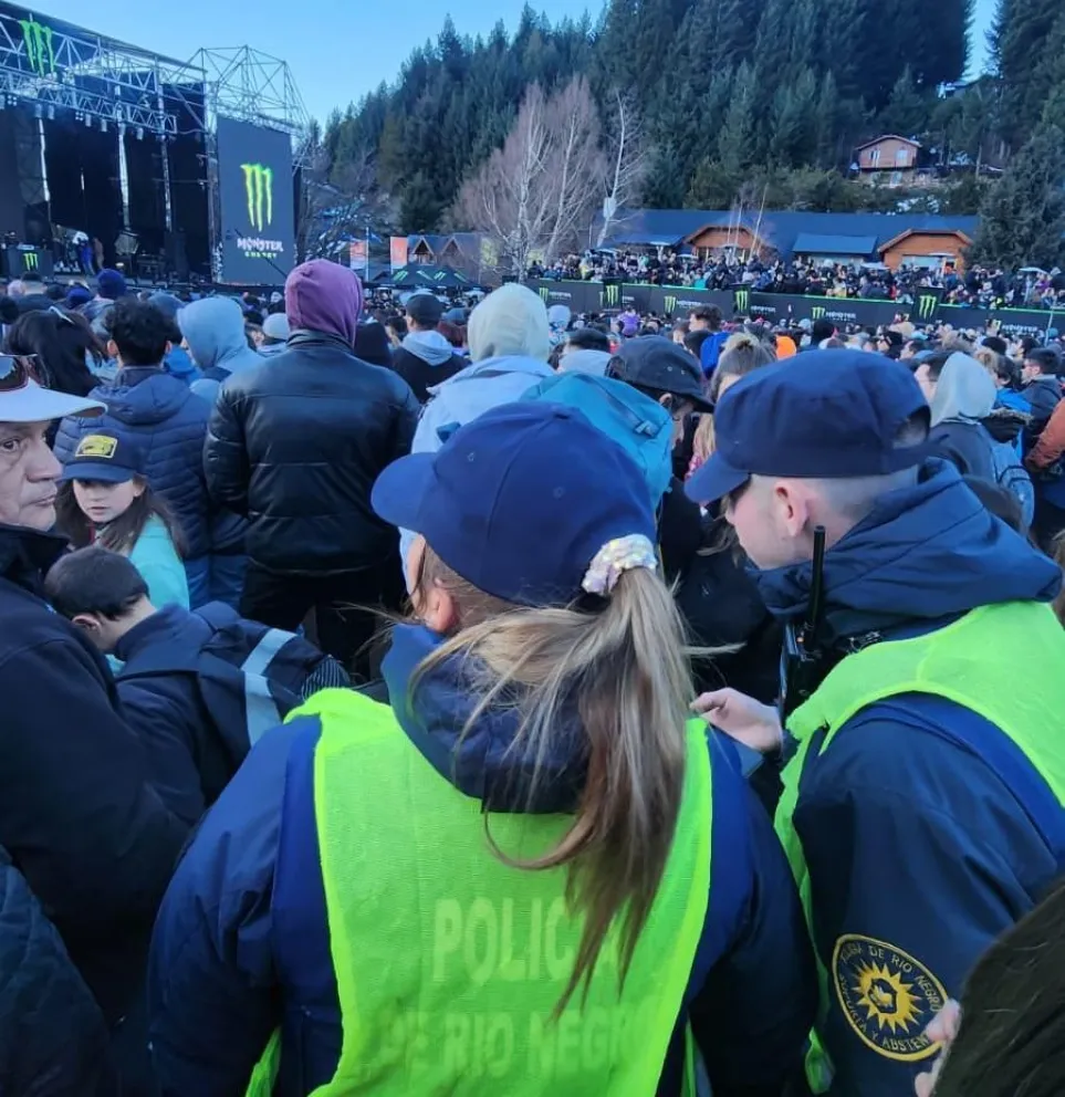 Más de 120 efectivos por día custodiaron las distintas actividades de la Fiesta Nacional de la Nieve