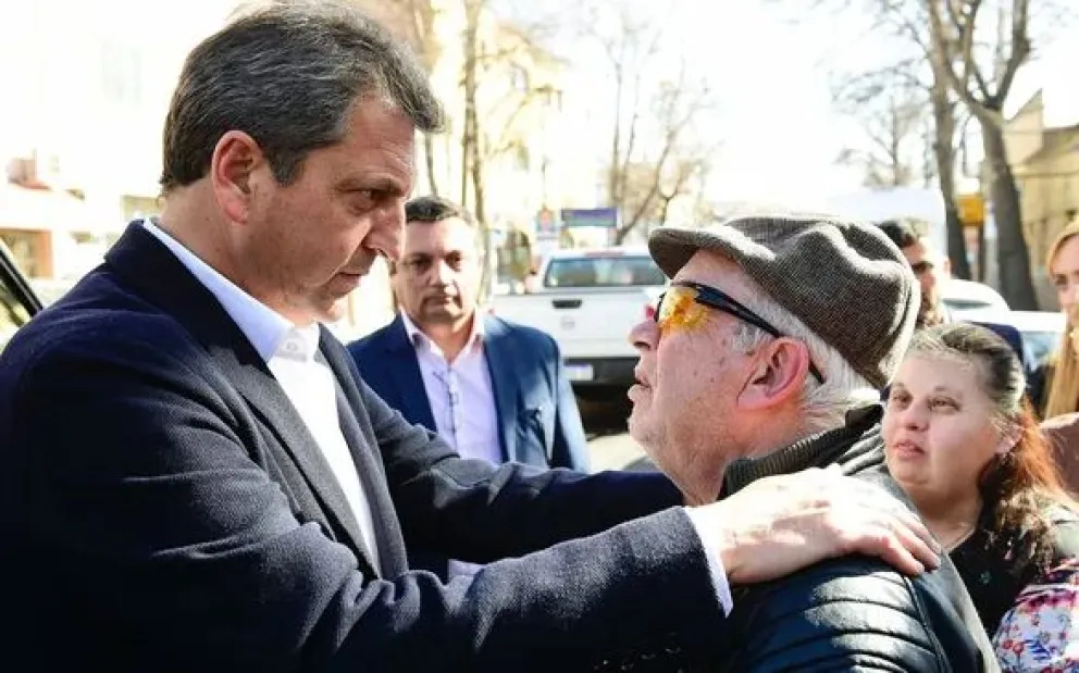 En plena campaña, Sergio Massa aseguró que actualizarán las jubilaciones y pensiones