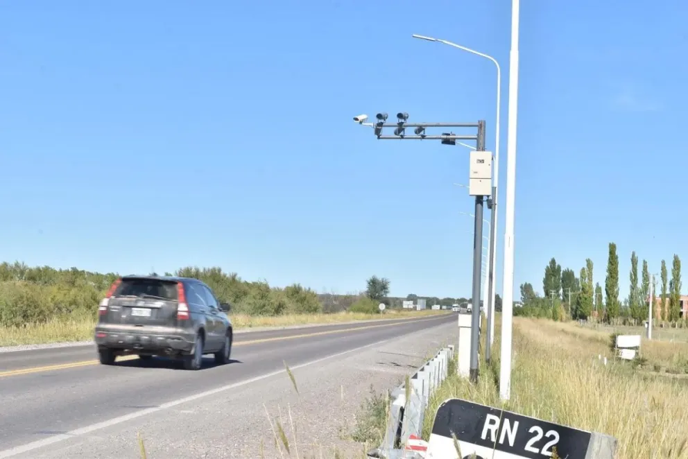 Automovilistas reclaman facilidades de pago por multas ocasionadas por radares autorizados en Río Negro