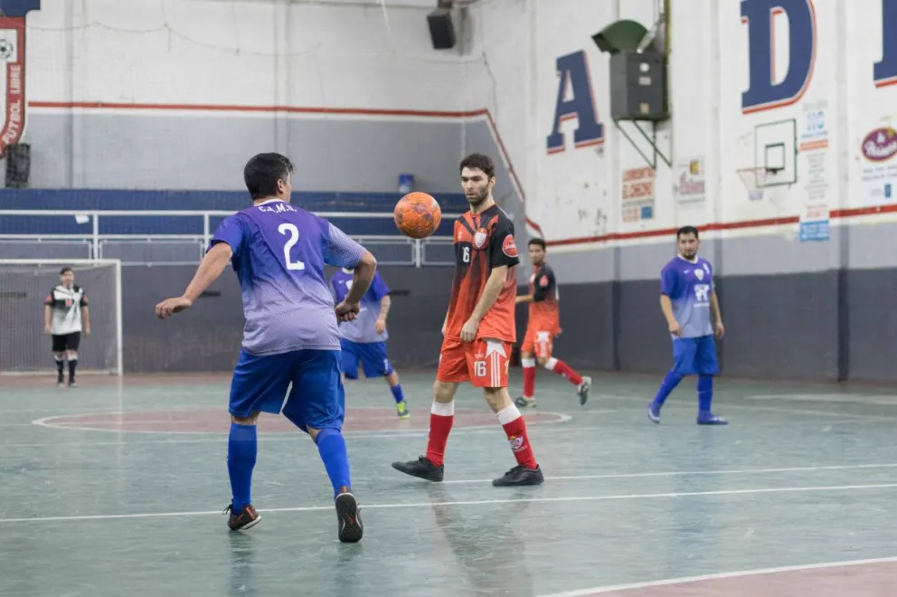 Se juegan los cuartos de veteranos y sénior
