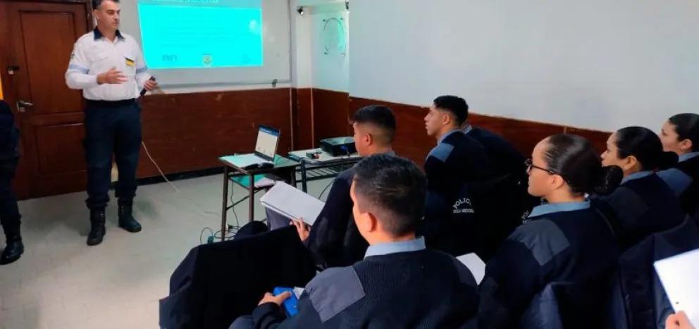 La Escuela de Suboficiales de Bariloche capacitó a los aspirantes en educación vial y legislación 