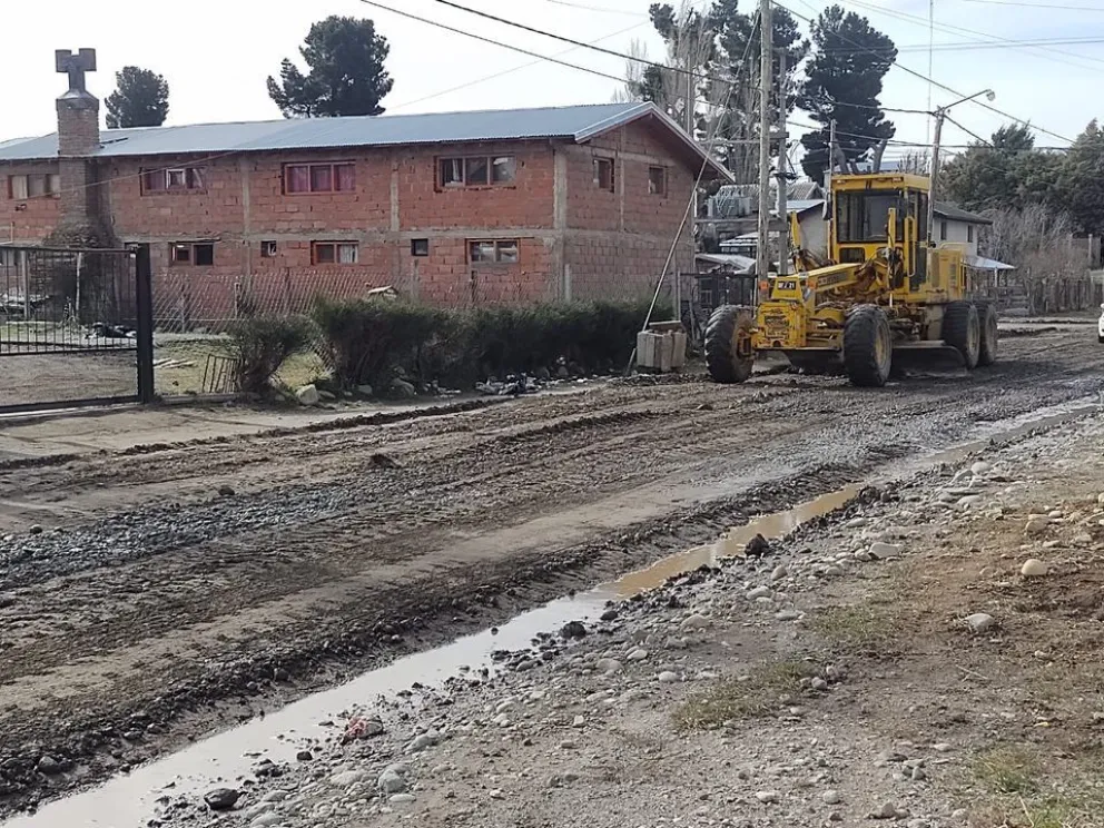 Piden precaución al transitar por calles de El Frutillar por arreglos que se están realizando