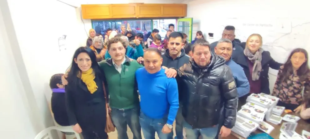 Video: Momento de tensión por enfrentamiento entre libertarios y el candidato a intendente de Milei