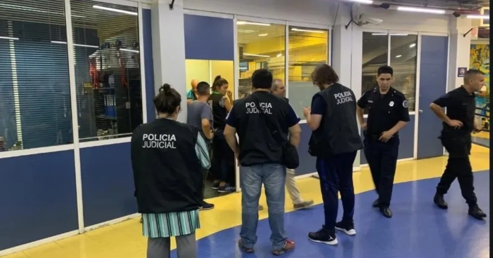 Allanamiento en Boca: iniciaron una investigación por reventa de entradas