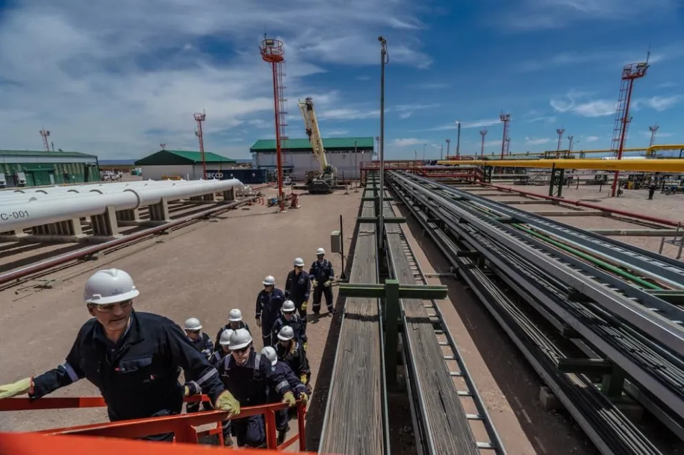 Weretilneck salió a bancar la construcción del Oleoducto Vaca Muerta Sur