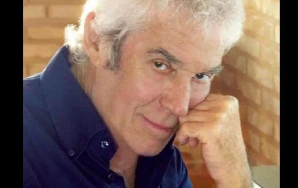 Falleció Chico Novarro, legendario cantautor de la música argentina