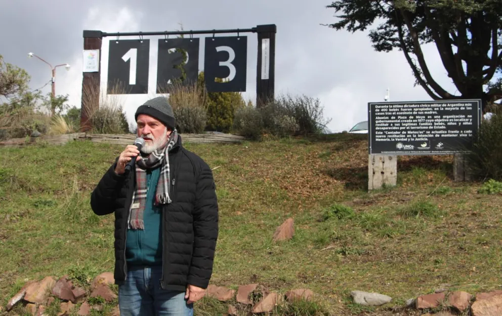 Uno de los actos donde se actualizó el Contador en el CRUB.