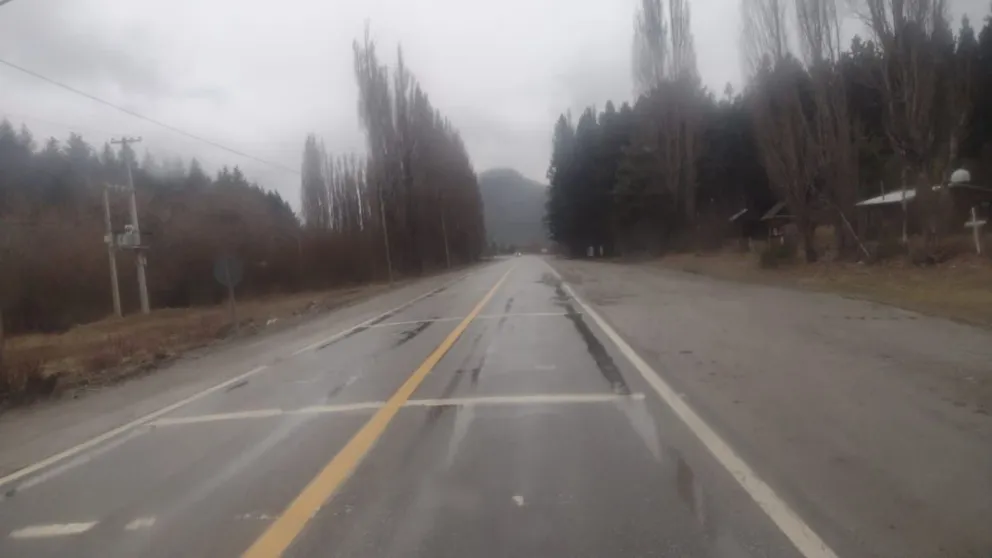 Piden mantener la precaución ante la presencia de humedad en las rutas de la región 