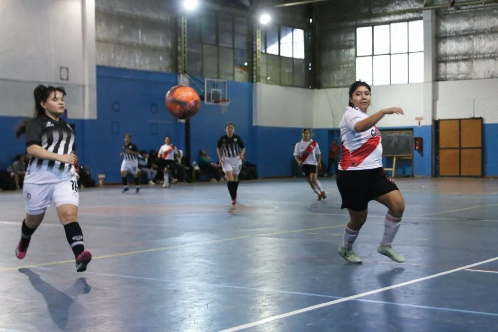 Se juegan las semifinales de Oro y Plata
