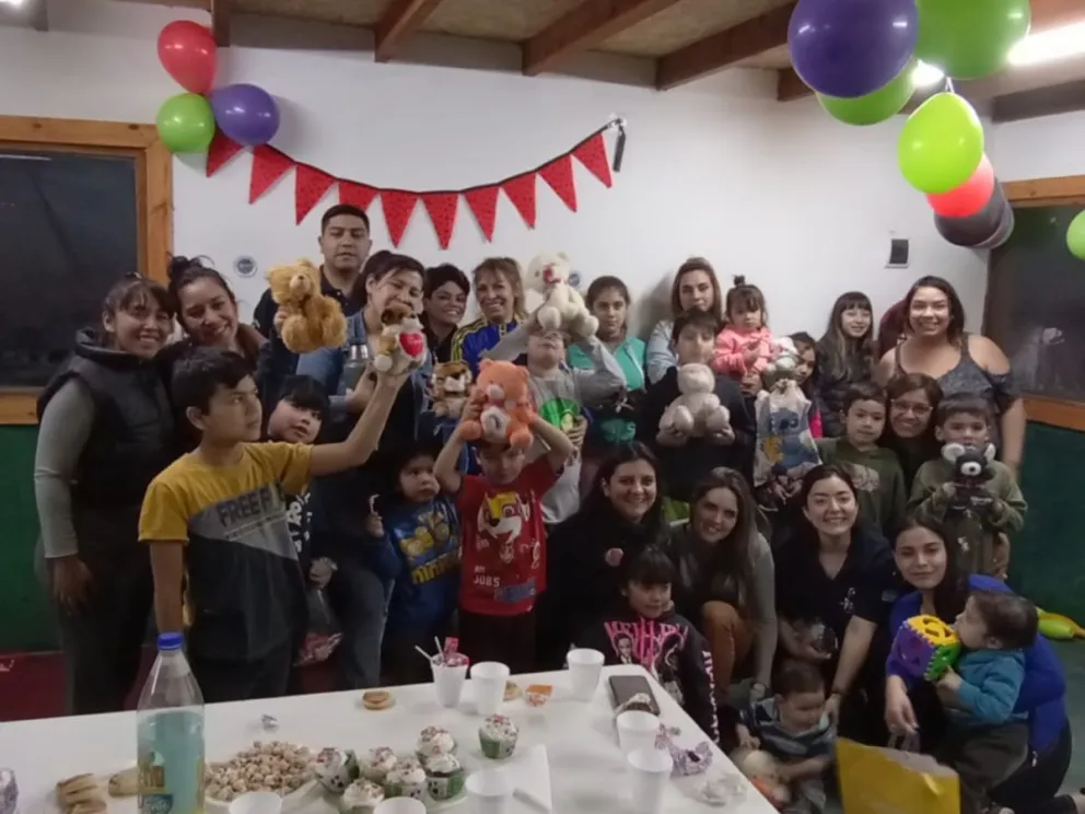 La Comisaría de la Familia festejó el Día de las Infancias con merienda y juegos