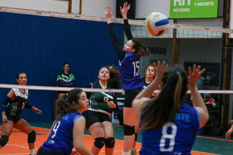 BVC en mujeres y PZ Pizzuti clasificados a las semifinales del BVC Tour