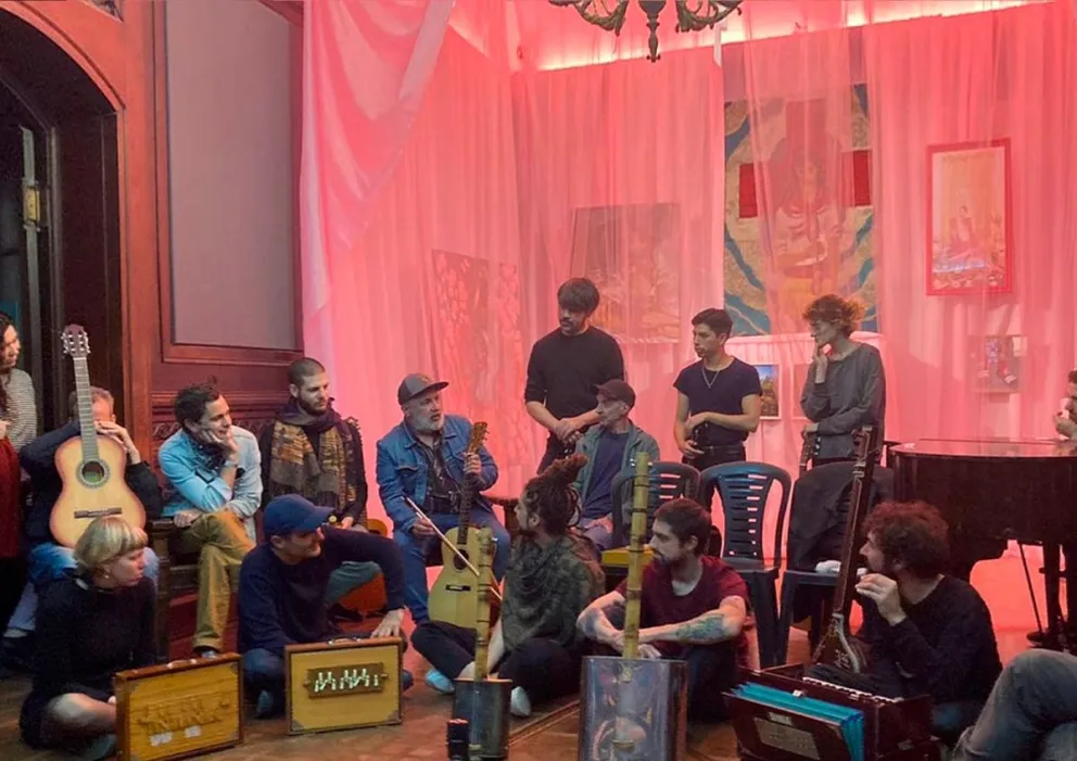 Tres músicos y una música barilochenses harán “Ruido” en Buenos Aires