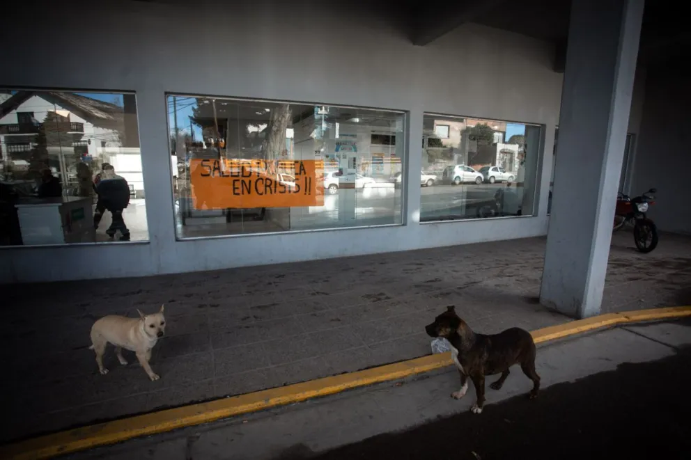 Paro de salud en Bariloche: reclamos por sueldos y canasta familiar