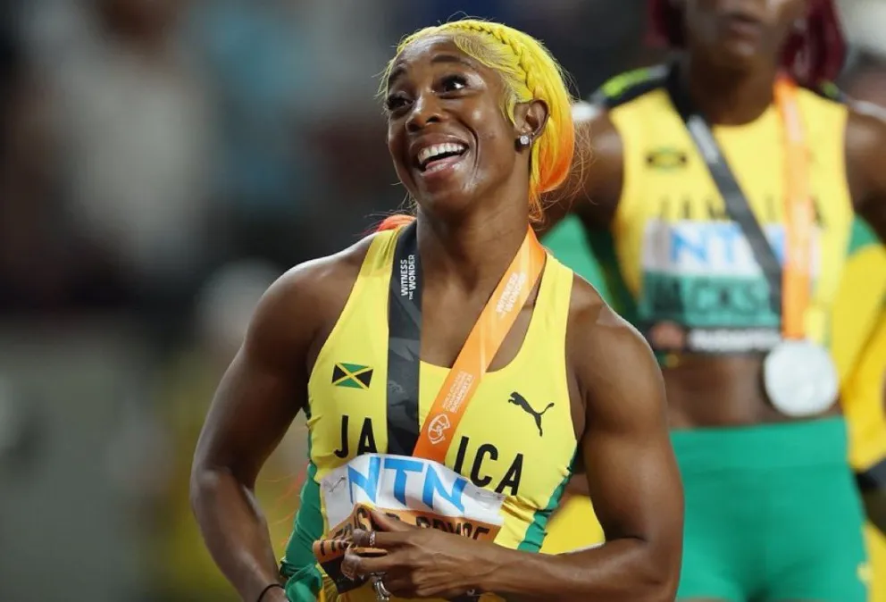 La atleta Shelly-Ann Fraser-Pryce rompió un récord de Usain Bolt