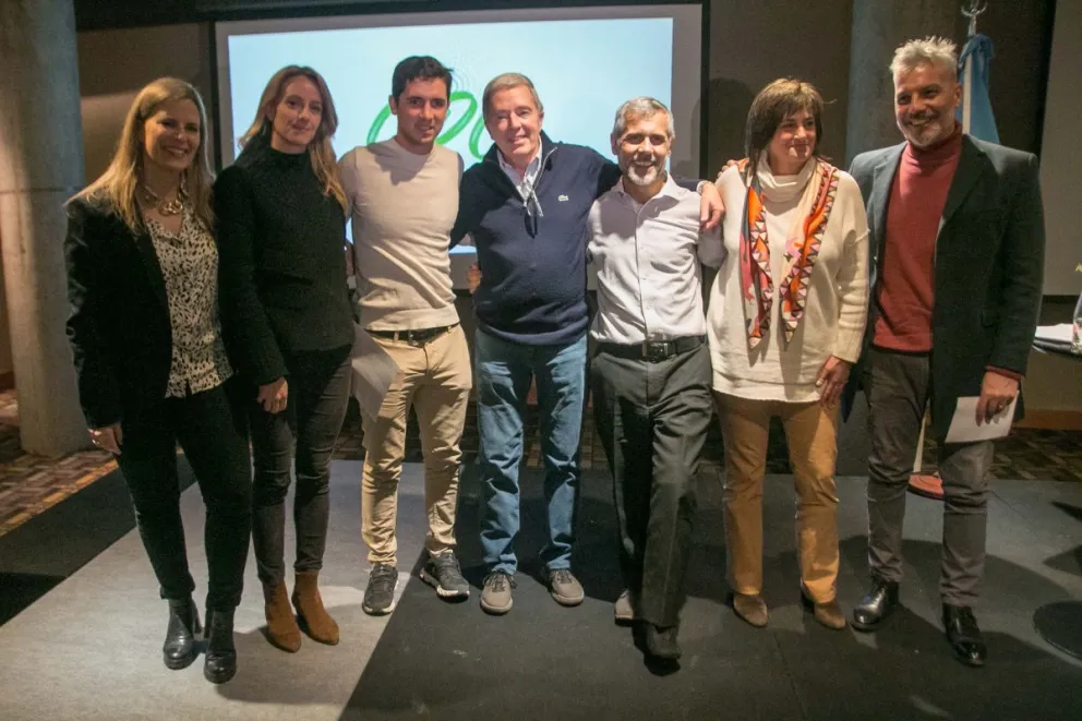 Candidatos a intendente escucharon una propuesta para el tratamiento de residuos que apunta a la “contaminación cero”